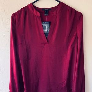 FOREVER 21 Satin Low Neck Blouse